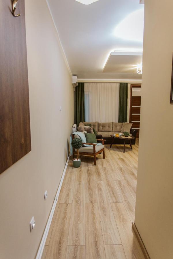 Vively Lux Apartment Subotica Exterior foto